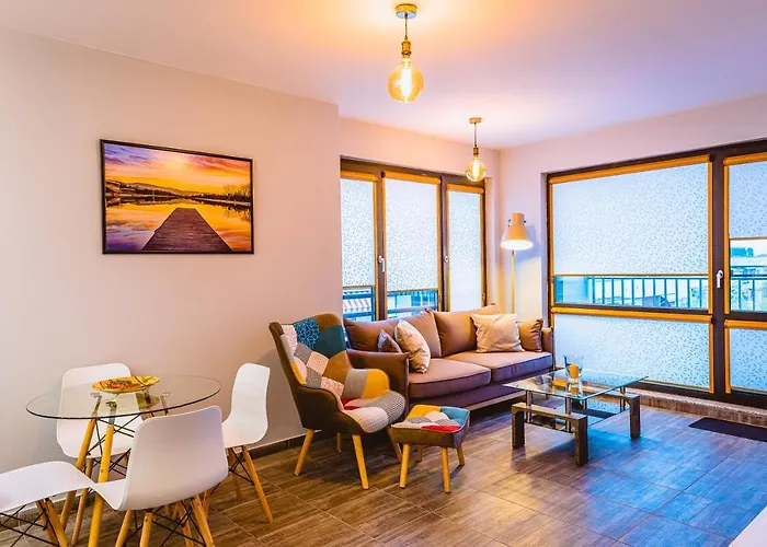 Boutique 1-bedroom Flat In The Heart Of The